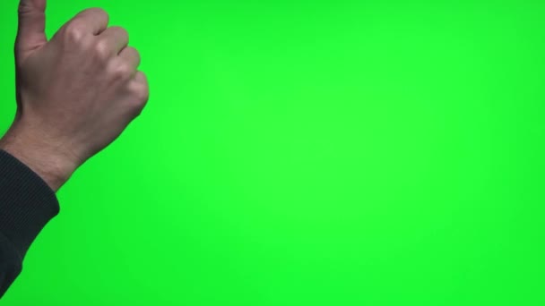 Gesti touchscreen mano uomo 4K sullo schermo verde. — Video Stock