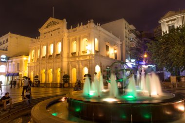 Macau, Makao - 15 Ekim 2014-Arata Meydanı gece sahne