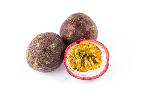 Group of Purple passionfruit and half cut to see its seed — Stock Photo, Image