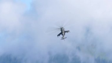 Mil Mi-24 Hind saldırı helikopteri kara kuvvetlerinin yakın hava desteği için tasarlandı.