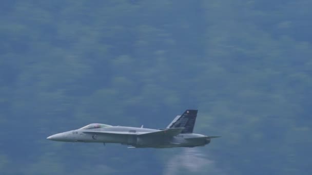 Supersonic military airplane in slow motion — Stock Video