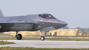 Lockheed Martin F-35 Bir Yıldırım II İtalyan Hava Kuvvetleri gizli savaş uçağı