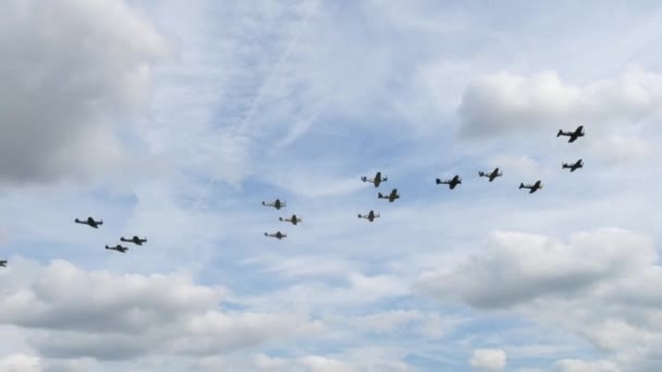 Rare flypast of many vintage WW2 aircrafts called Balbo Formation — Stock Video