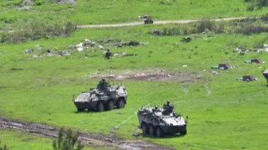 Pandur 6x6 APC 'nin askeri tankları Valuk LKOV Sloven versiyonu