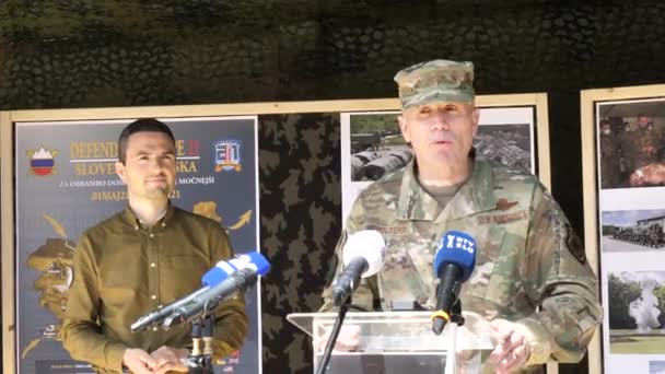 Generał broni Tod Daniel Wolters, dowódca dowództwa EUCOM — Wideo stockowe
