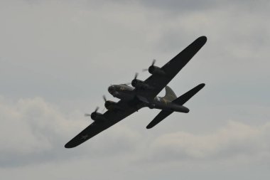 Boeing B-17 Uçan Kale 2. Dünya Savaşı Birleşik Devletler Hava Kuvvetleri bombacısı 