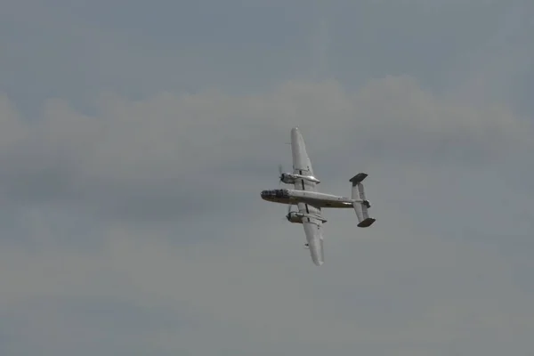 Noord-Amerikaanse B-25 Mitchell Amerikaanse bommenwerper propeller vliegtuig van de Tweede Wereldoorlog — Stockfoto