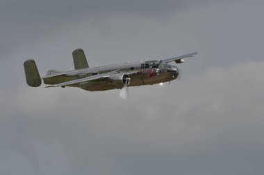 Kuzey Amerika B-25 Mitchell 2. Dünya Savaşı Amerikan bombardıman uçağı