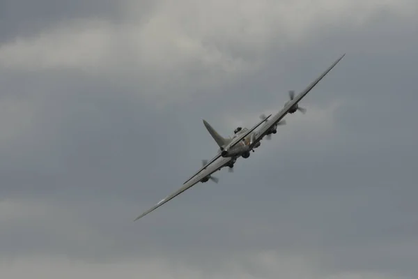 Boeing B-17 Flying Fortress Segunda Guerra Mundial Bombardeiro da Força Aérea dos Estados Unidos — Fotografia de Stock