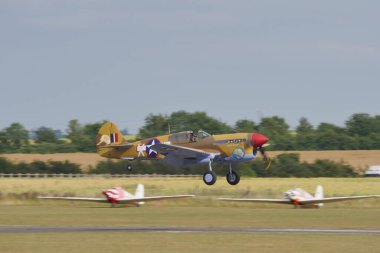 Curtiss P-40 Savaş Şahini İkinci Dünya Savaşı klasik pervaneli savaş uçağı