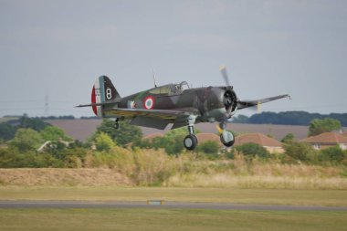 Nadir bulunan Curtiss P-36 Hawk ve La Fayette Kızılderili boyalı taksicilik