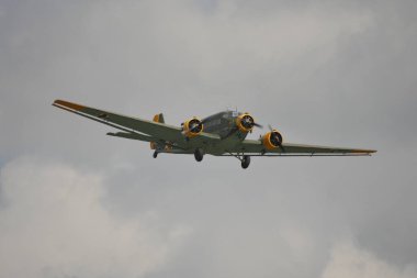 Junkers Ju 52 Tante Ju Alman Hava Kuvvetleri nakliye uçağı 2. Dünya Savaşı