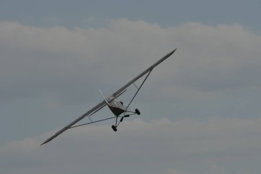 Piper J.3 Cub, L-4 Grasshopper, 2. Dünya Savaşı keşif uçakları ve irtibat uçakları