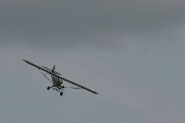 Piper J.3 Cub, L-4 Grasshopper, Aufklärungs- und Verbindungsflugzeuge aus dem Zweiten Weltkrieg — Stockfoto