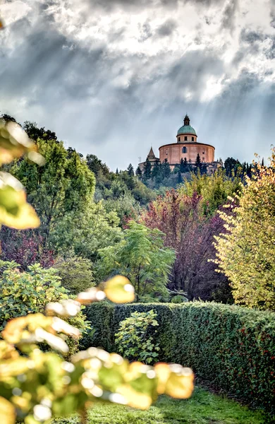 Bologna, Basilica S. Luca, Italien Royaltyfria Stockbilder