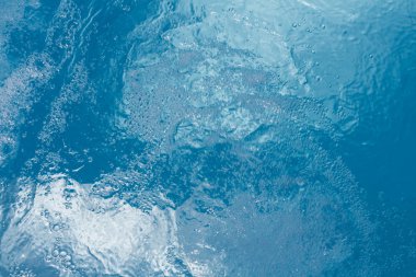 Havuz su arka plan güneş yansımaları ile