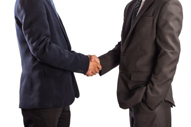 beyaz izole el sıkışan iki iş adamı.