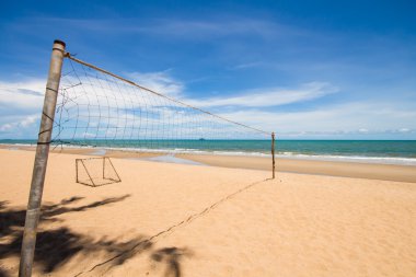 Plajda voleybol ağı