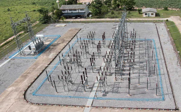 Sub estação 115 a 22 kV ao ar livre tipo vista de olho de pássaro — Fotografia de Stock