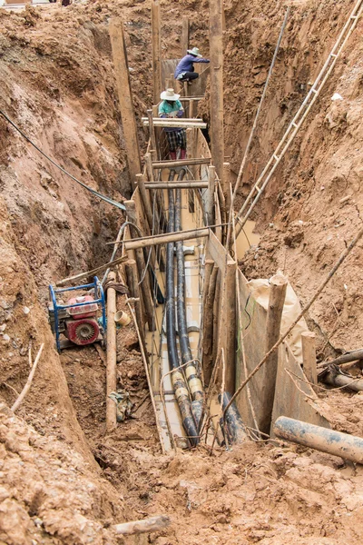 Costruzione di sottostazioni Distribuzione sotto terra passaggio del sistema — Foto Stock