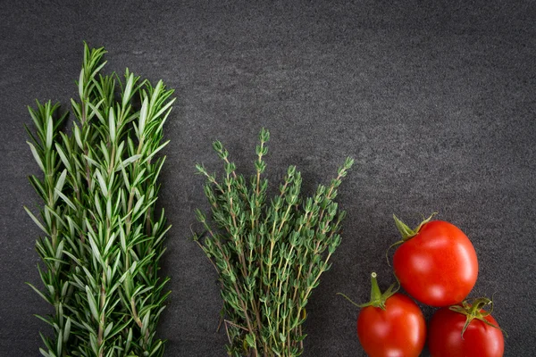 Tomatoes and Herbs — Stock Photo, Image