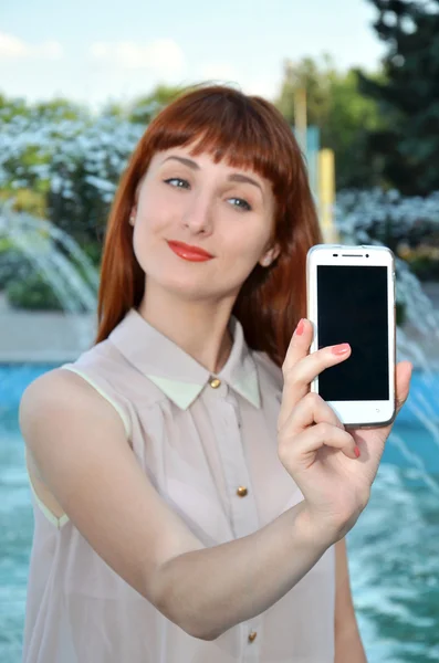Kız fotoğrafları cep telefonunuzda