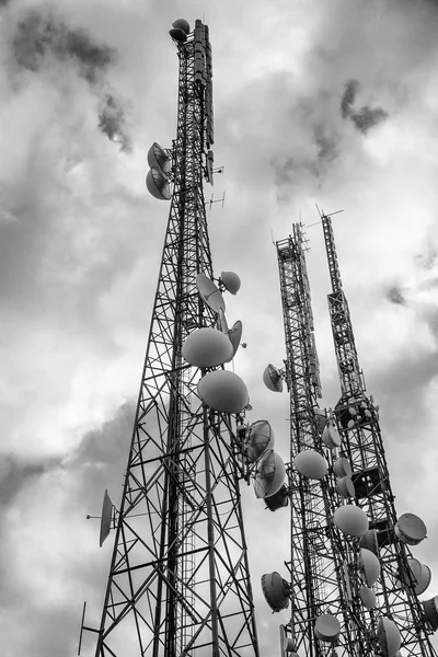 Tours de télécommunication — Photo