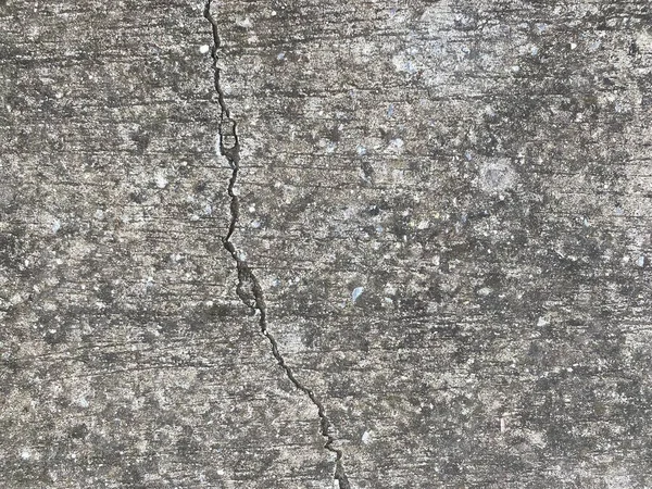 Закрыть Треснувший Цементный Пол — стоковое фото