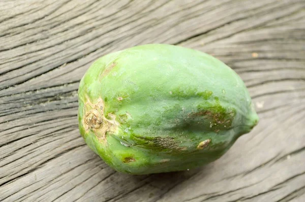 Groen Papaja Fruit Houten Plank — Stockfoto