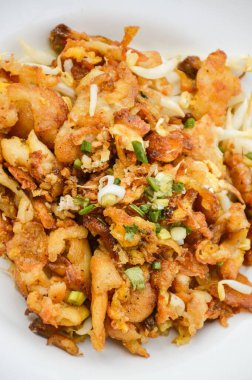 Kızarmış midyeli krep. (Hoi Tod)