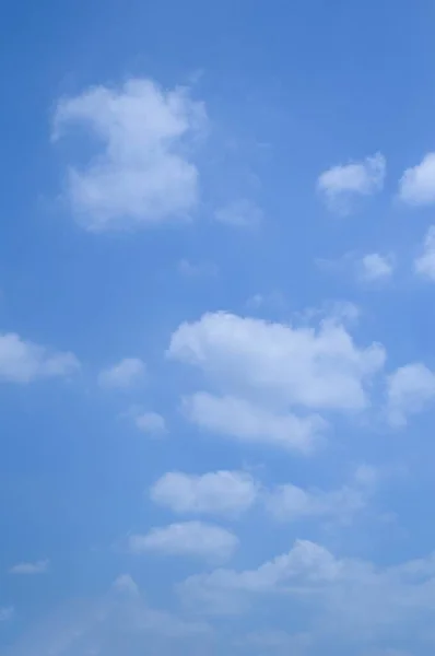 Cielo Azul Nubes Blancas Para Fondo — Foto de Stock