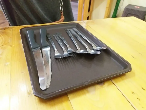 Kaşık Çatal Bıçak Masaya — Stok fotoğraf