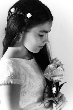 Profil topluluğumuz elbise ile kız.