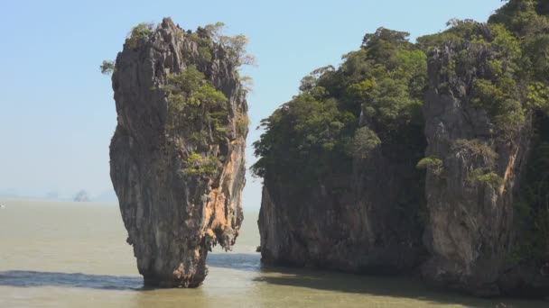 Rock Sticking Out of the Water in the Phang Nga Bay — Stock Video