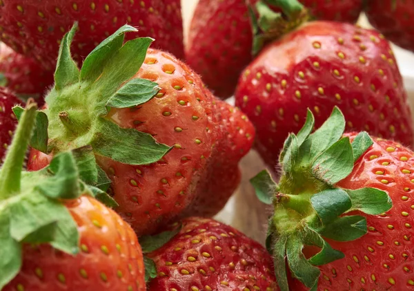 bir sepet closeup çilek. Meyve. Yakın çekim shot. seçici odak