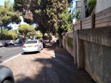 Dağda ve dağın altında harika bir şehir