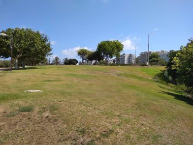 Dağda ve dağın altında büyük bir şehir