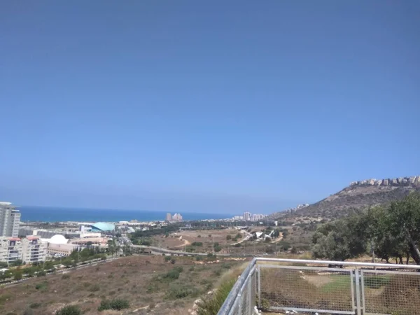 Grote Stad Berg Onder Berg — Stockfoto