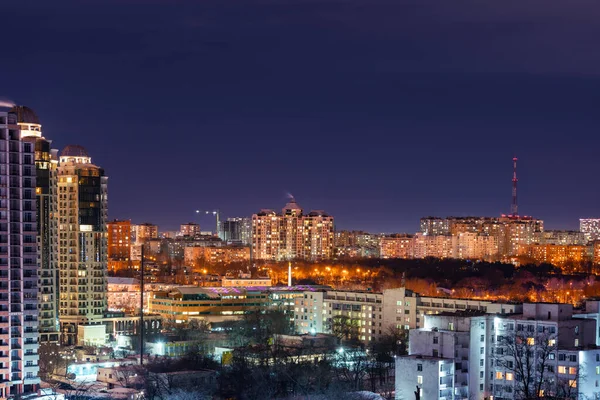 夜の街のトップビューオデッサウクライナ — ストック写真