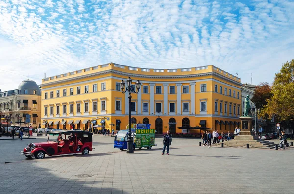 Odessa Ukraina Września 2019 Centrum Turystyczne Odessy Ludzie Spacerujący Primorsky — Zdjęcie stockowe