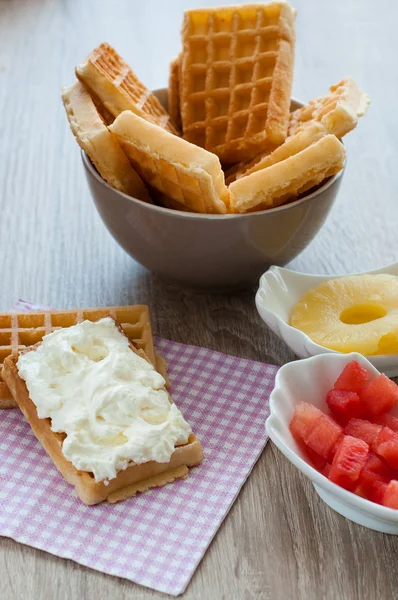 krem şanti ile gözleme