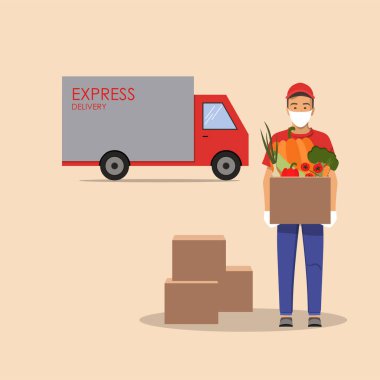 Marketteki teslimatçı çocuk elinde sebzeli karton kutu tutuyor. Vektör düz çizim. Kırmızı tişört ve üniforma şapkalı bir maske ve eldiven giyen kurye..