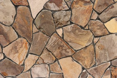 Ezilen taşın kalıbı. Ayyaşların ya da binaların duvarlarının bitirilmesindeki.