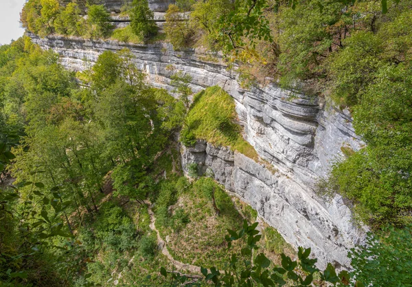 Bonlieu Francia 2020 Distrito Los Lagos Carretera Cascada — Foto de Stock