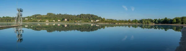 Clairvaux Les Lacs Frankreich 2020 Reflexionen Über Den Großen See — Stockfoto