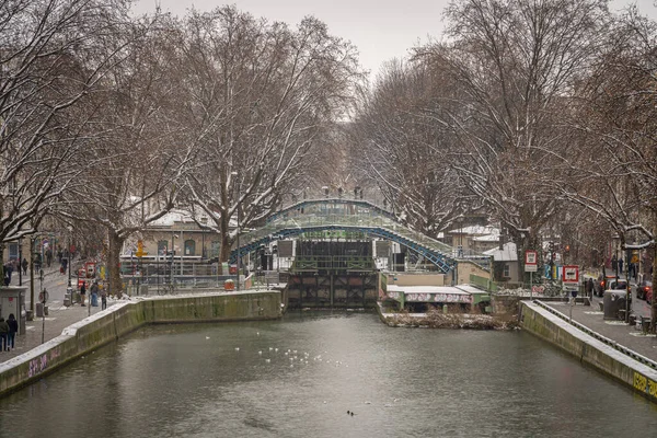 2021年1月16日 法国巴黎 白雪公主盆地运河景观 — 图库照片
