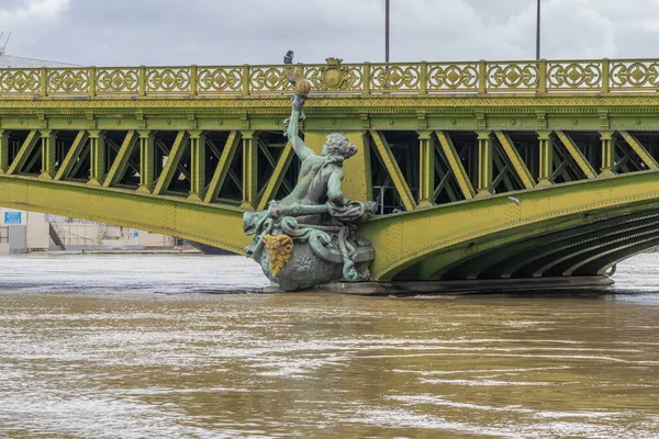 Paris França 2021 Detalhe Ponte Mirabeau Durante Inundação Sena — Fotografia de Stock