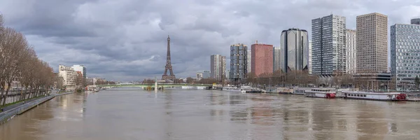 París Francia 2021 Vista Panorámica Del Sena Durante Inundación Con —  Fotos de Stock