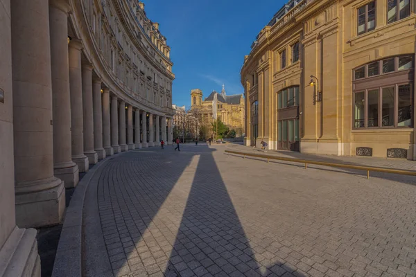 Paris Frankreich März 2021 Ccip Echangeur Pme Fassade Und Säulen — Stockfoto