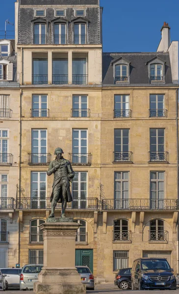 Paris France 2021 Вид Статуї Marquis Condorcet Quai Conti — стокове фото
